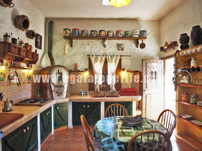 6 bed finca for sale in El Sauzal