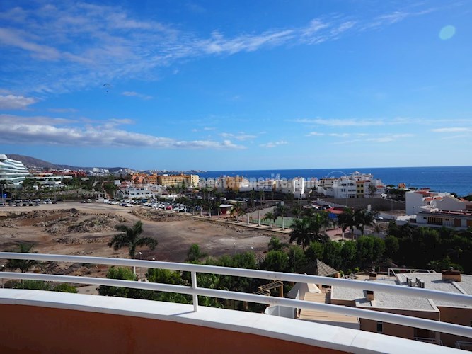 4 bed apartment for sale in Tenerife South