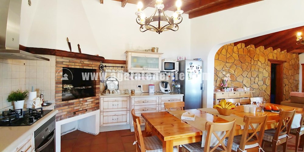 6 bed finca for sale in Icod de Los Vinos
