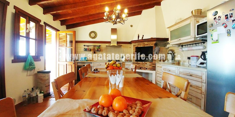 6 bed finca for sale in Icod de Los Vinos
