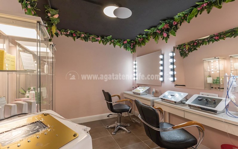 3 bed fully equipped local for sale in Los Realejos