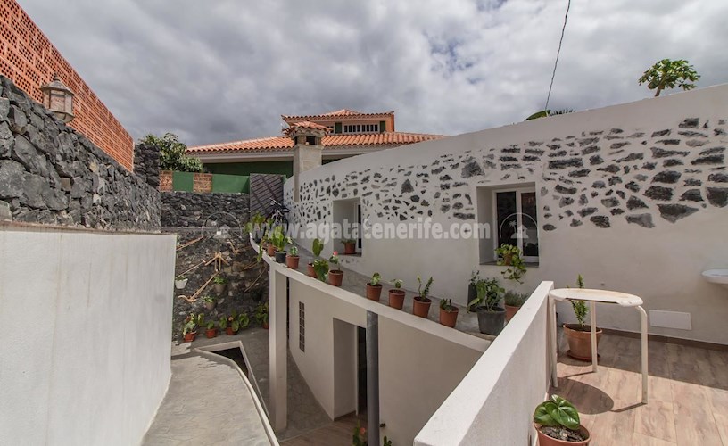 6 bed villa for sale in Icod de Los Vinos