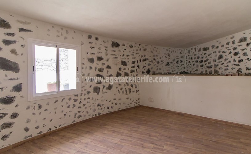 6 bed villa for sale in Icod de Los Vinos