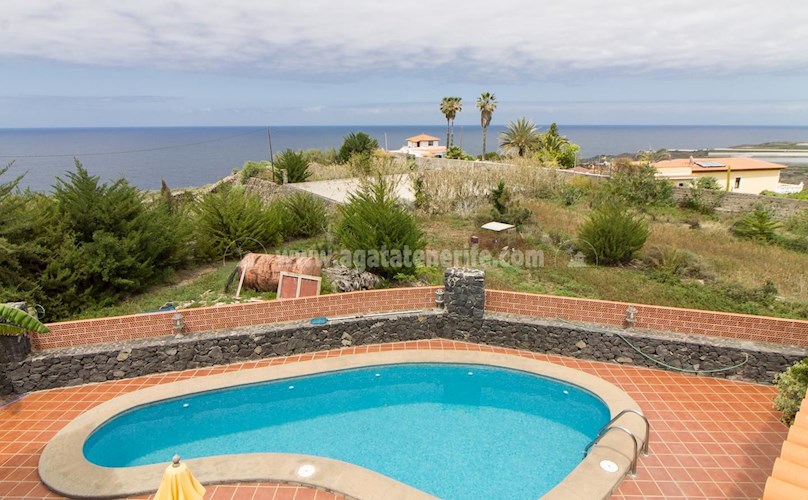 6 bed villa for sale in Icod de Los Vinos