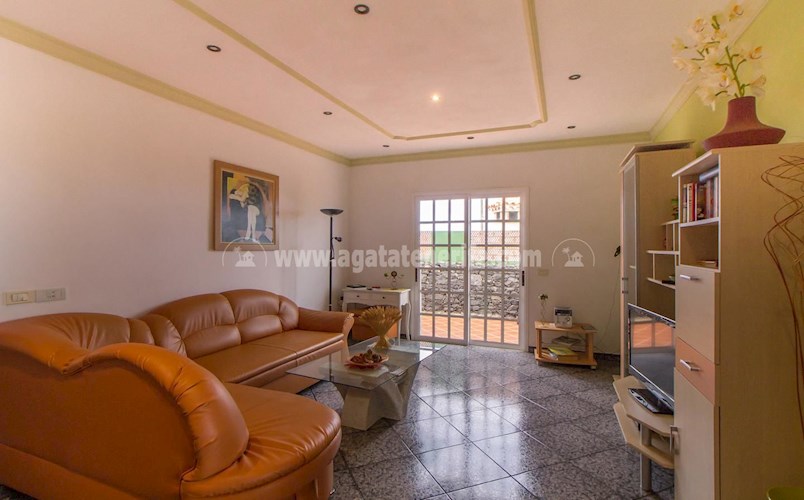 6 bed villa for sale in Icod de Los Vinos
