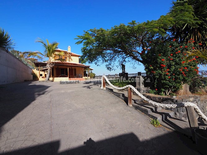 4 bed villa for sale in Barranco Hondo