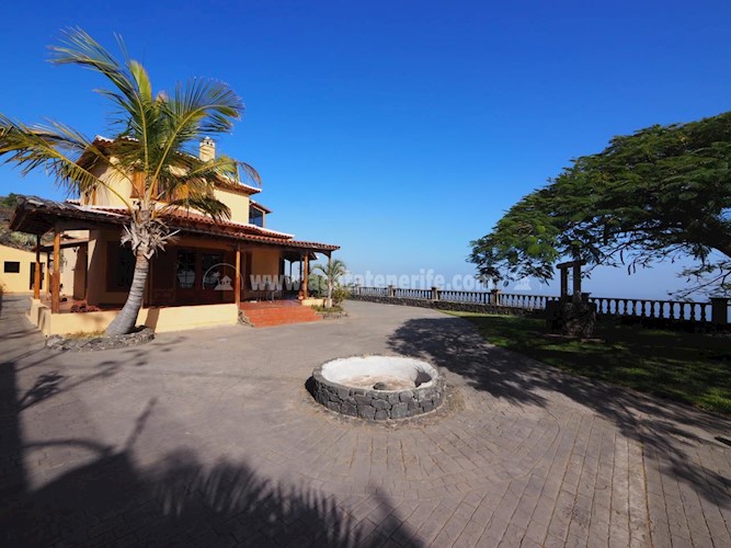 4 bed villa for sale in Barranco Hondo