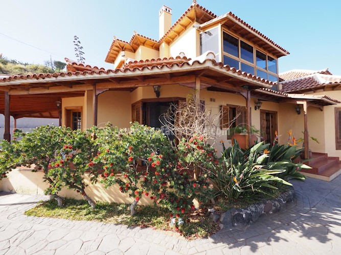 4 bed villa for sale in Barranco Hondo