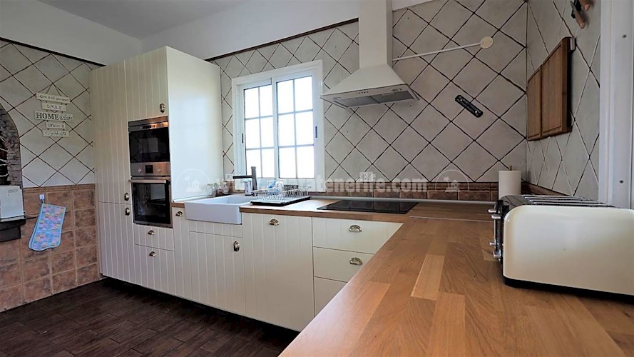 3 bed villa for sale in Icod de Los Vinos