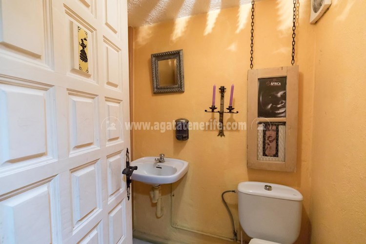 Fully Equipped Local for sale in Los Realejos