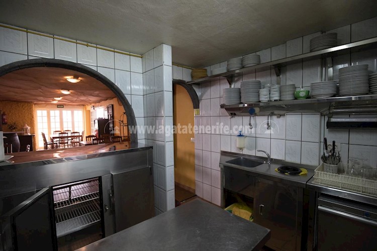 Fully Equipped Local for sale in Los Realejos