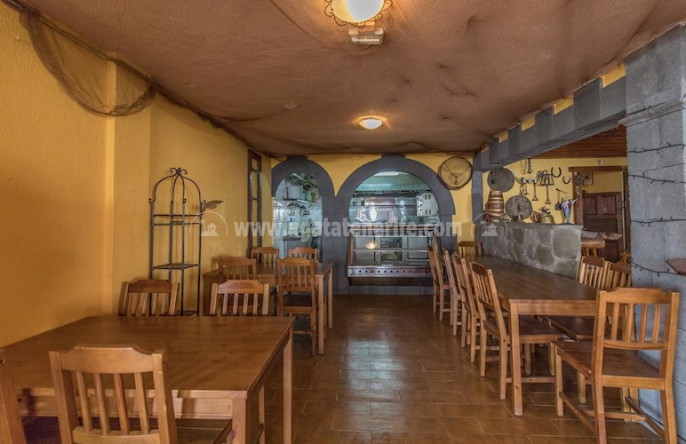 Fully Equipped Local for sale in Los Realejos