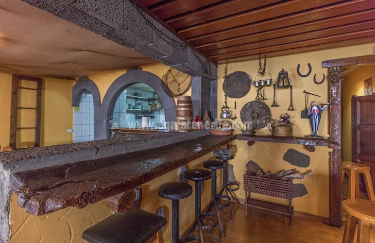 Fully Equipped Local for sale in Los Realejos