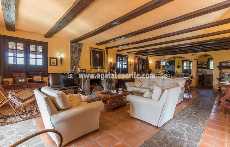 4 bed villa for sale in Icod de Los Vinos