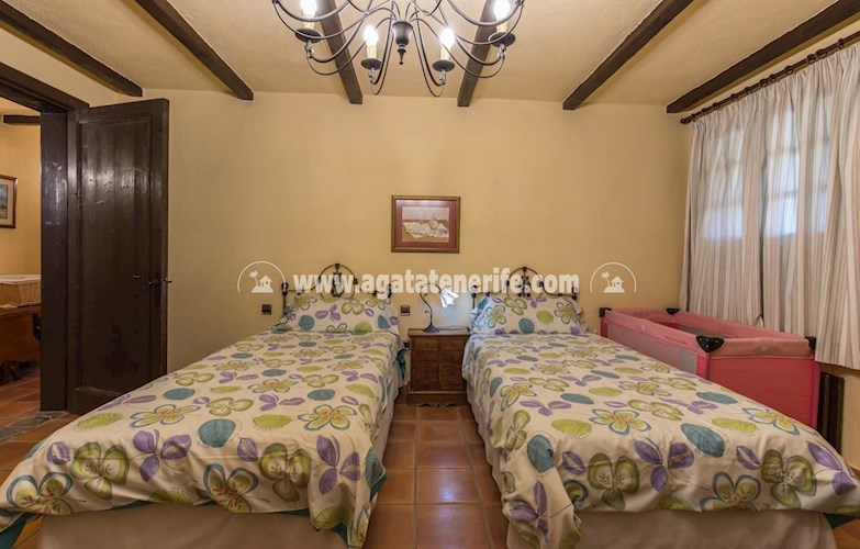 4 bed villa for sale in Icod de Los Vinos