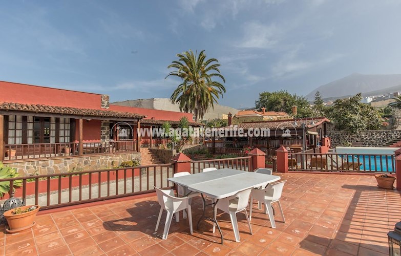 4 bed villa for sale in Icod de Los Vinos