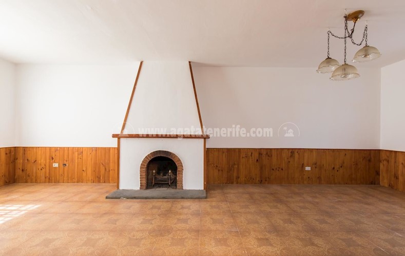 4 bed villa for sale in Tacoronte