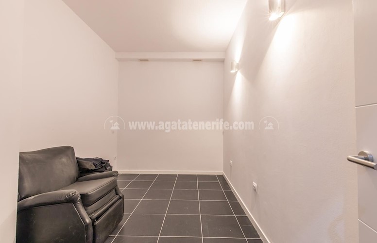 6 bed apartment for sale in Puerto de La Cruz