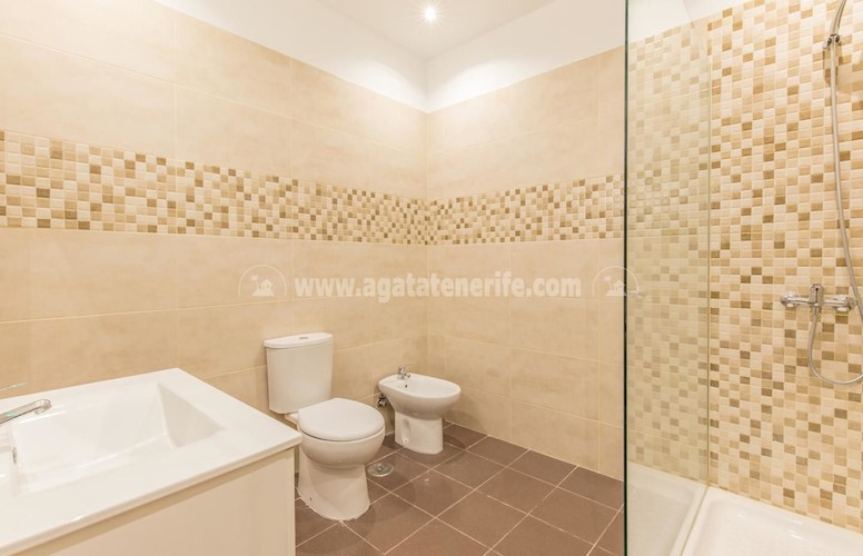6 bed apartment for sale in Puerto de La Cruz