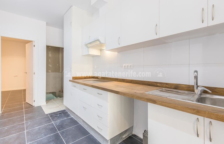 6 bed apartment for sale in Puerto de La Cruz