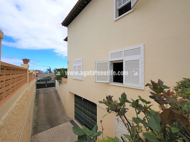 4 bed villa for sale in Puerto de La Cruz