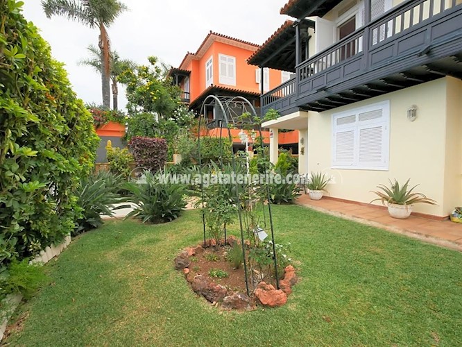 4 bed villa for sale in Puerto de La Cruz