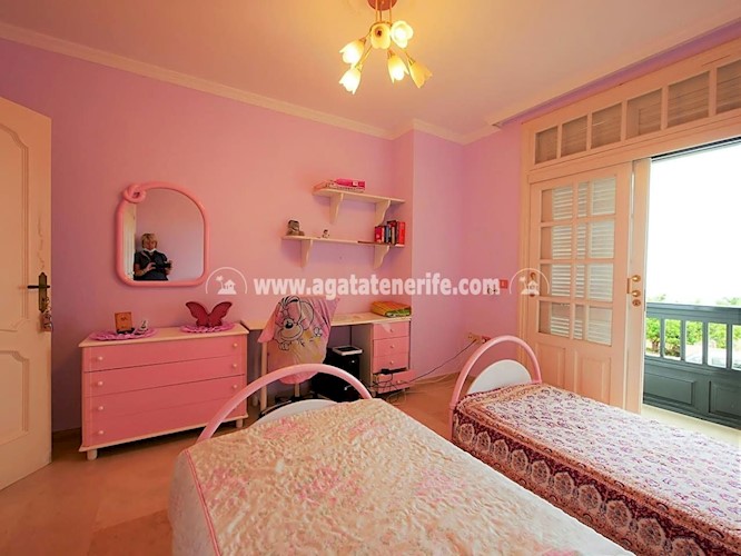 4 bed villa for sale in Puerto de La Cruz