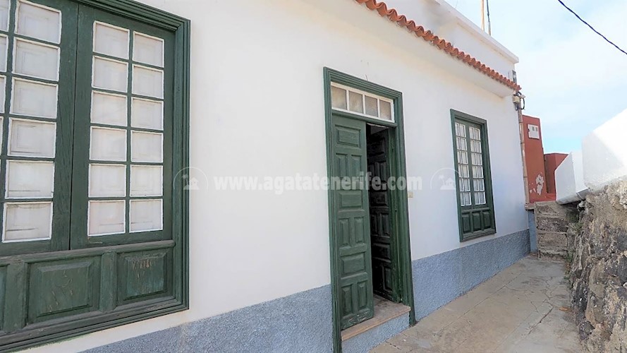 4 bed villa for sale in Garachico