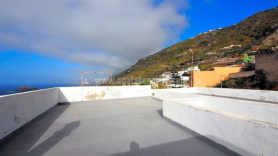 4 bed villa for sale in Garachico