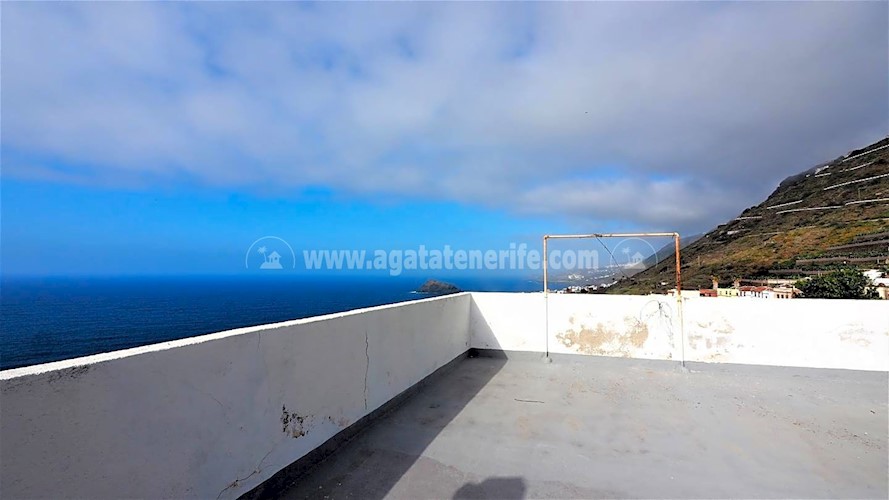 4 bed villa for sale in Garachico