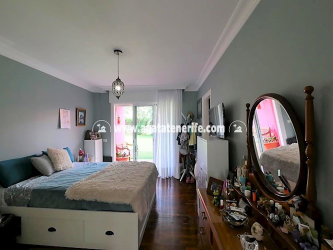 6 bed villa for sale in Puerto de La Cruz