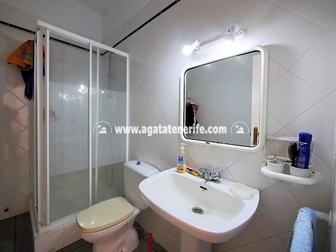 6 bed villa for sale in Puerto de La Cruz