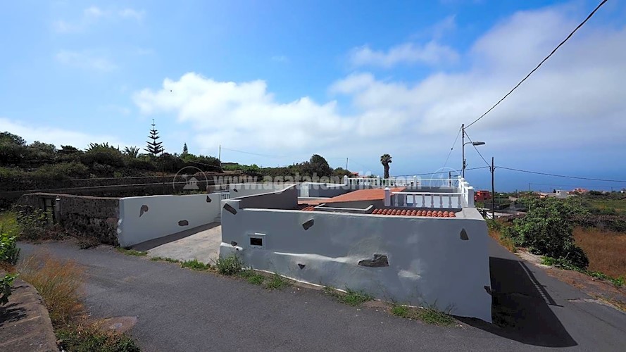 4 bed finca for sale in Icod de Los Vinos