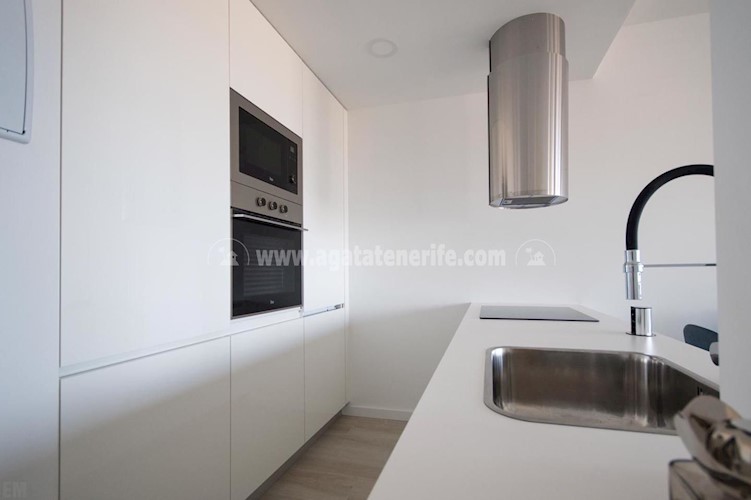 2 bed apartment for sale in Playa Paraiso