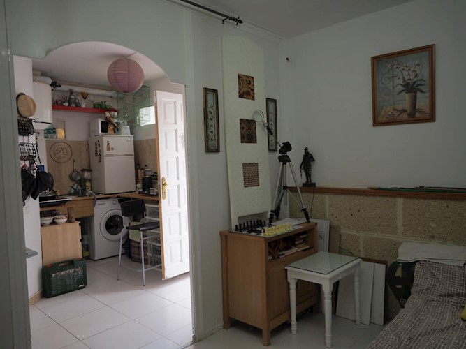 1 bed fully equipped local for sale in Chayofa