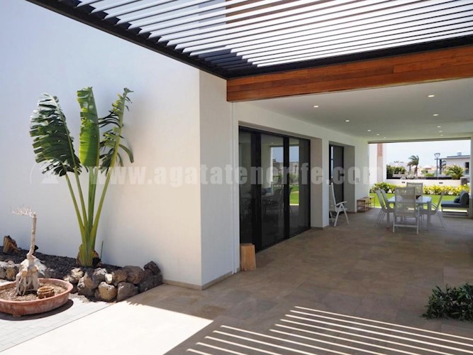 6 bed villa for sale in Costa Adeje