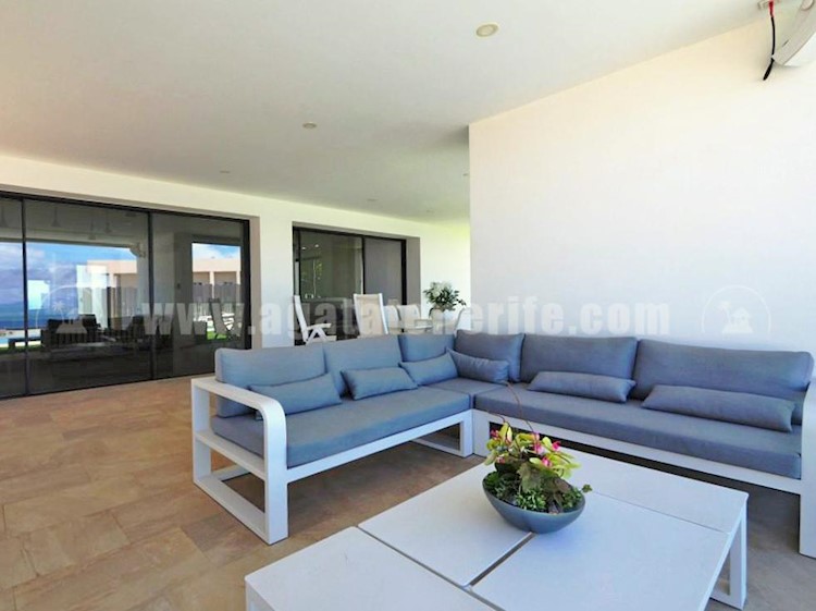 6 bed villa for sale in Costa Adeje