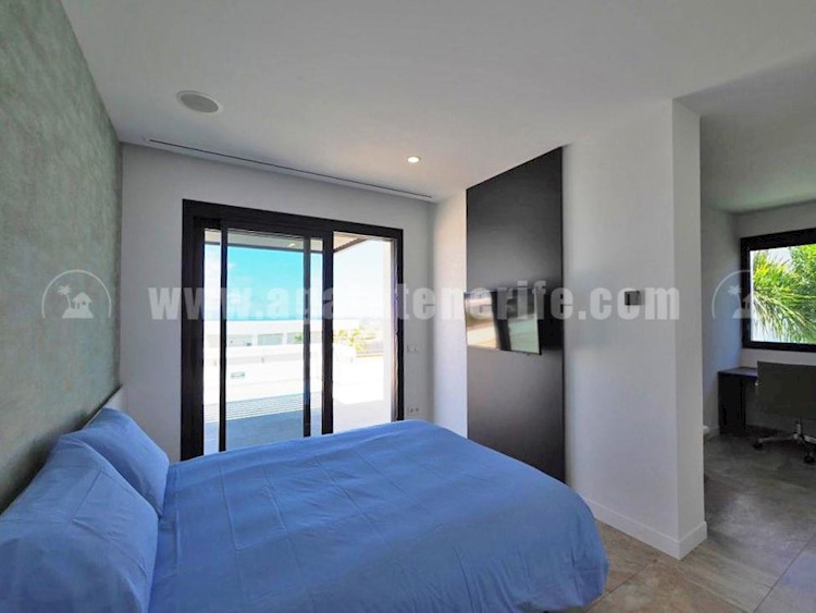 6 bed villa for sale in Costa Adeje