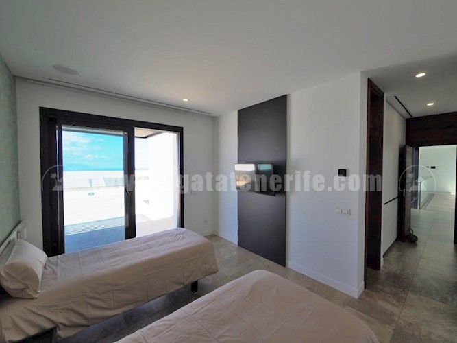 6 bed villa for sale in Costa Adeje