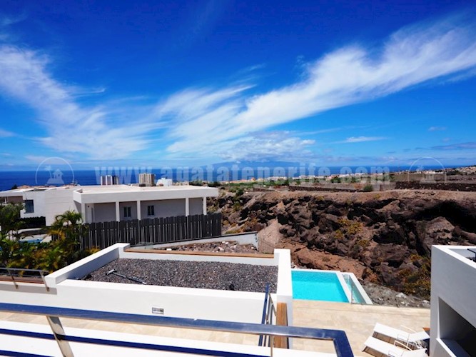 6 bed villa for sale in Costa Adeje
