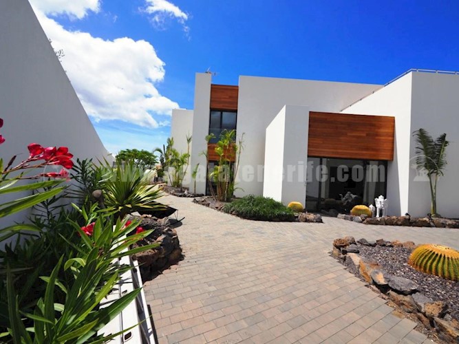 6 bed villa for sale in Costa Adeje