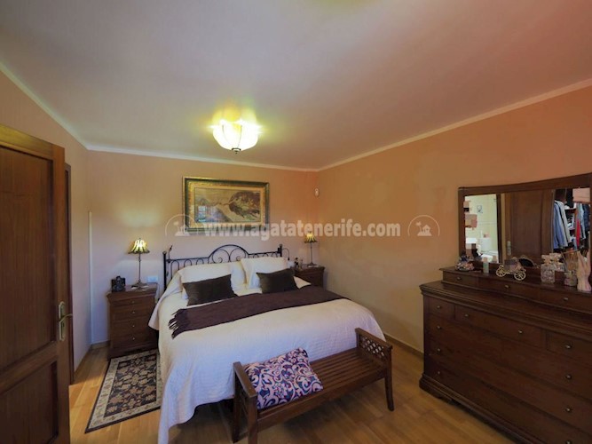 3 bed villa for sale in La Laguna