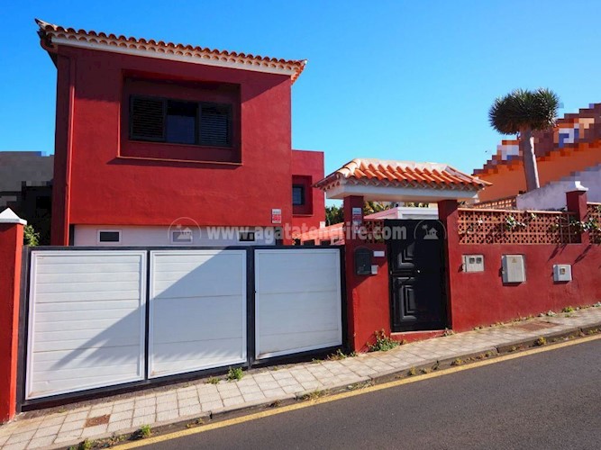 3 bed villa for sale in La Laguna
