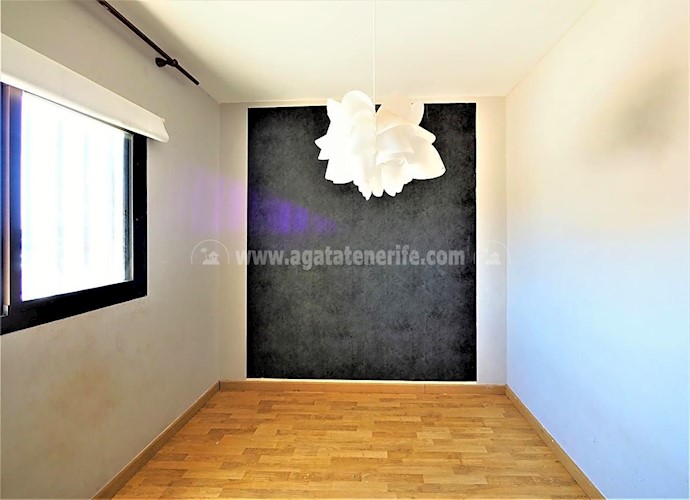 3 bed villa for sale in Playa Paraiso