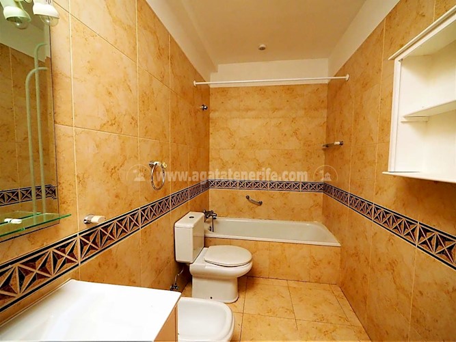 3 bed villa for sale in Playa Paraiso