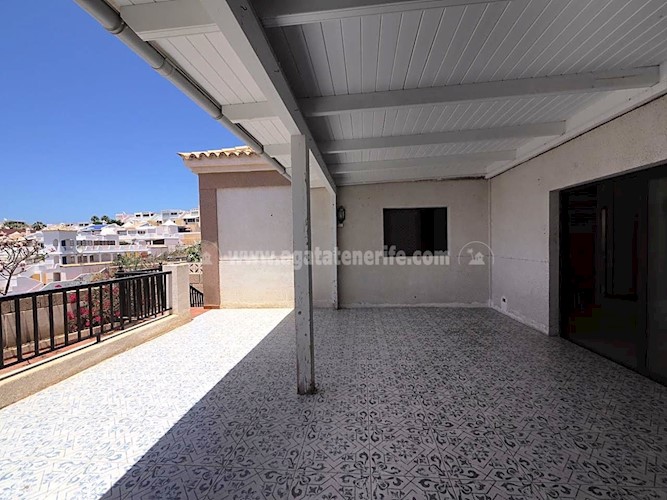 3 bed villa for sale in Playa Paraiso