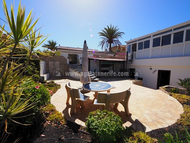 3 bed villa for sale in Palm Mar