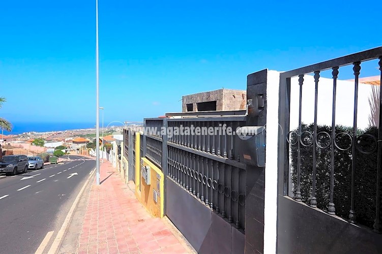 2 bed villa for sale in Costa Adeje