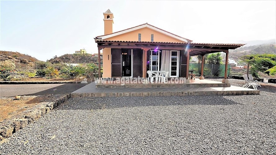 3 bed villa for sale in La Guancha