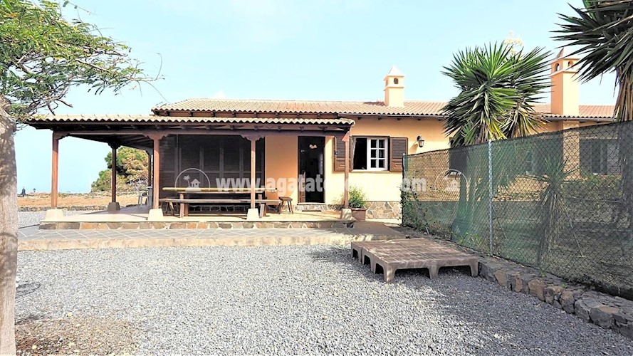 3 bed villa for sale in La Guancha